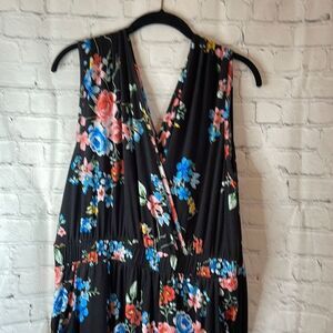 Curvy Sense Black Sleeveless Jumpsuit with Floral Print size 2x, new without tag